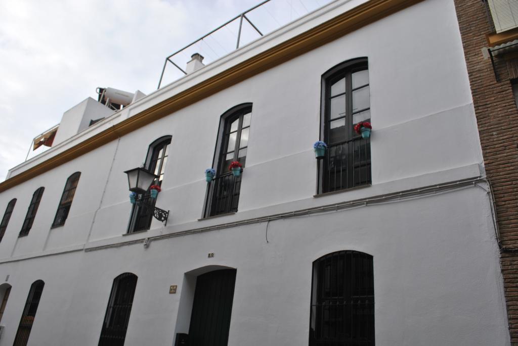 Triana Pelay Suites Sevilla Eksteriør bilde